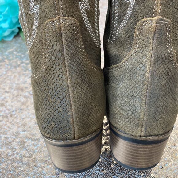 WHITE MOUNTAIN Caraway Western Boots - Picture 8 of 10